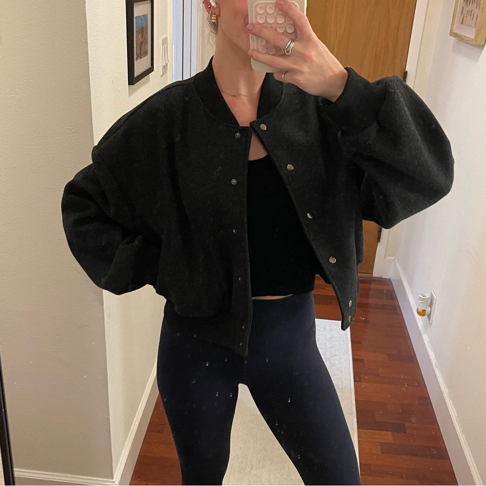 Zara women’s grey and black bomber style jacket size M